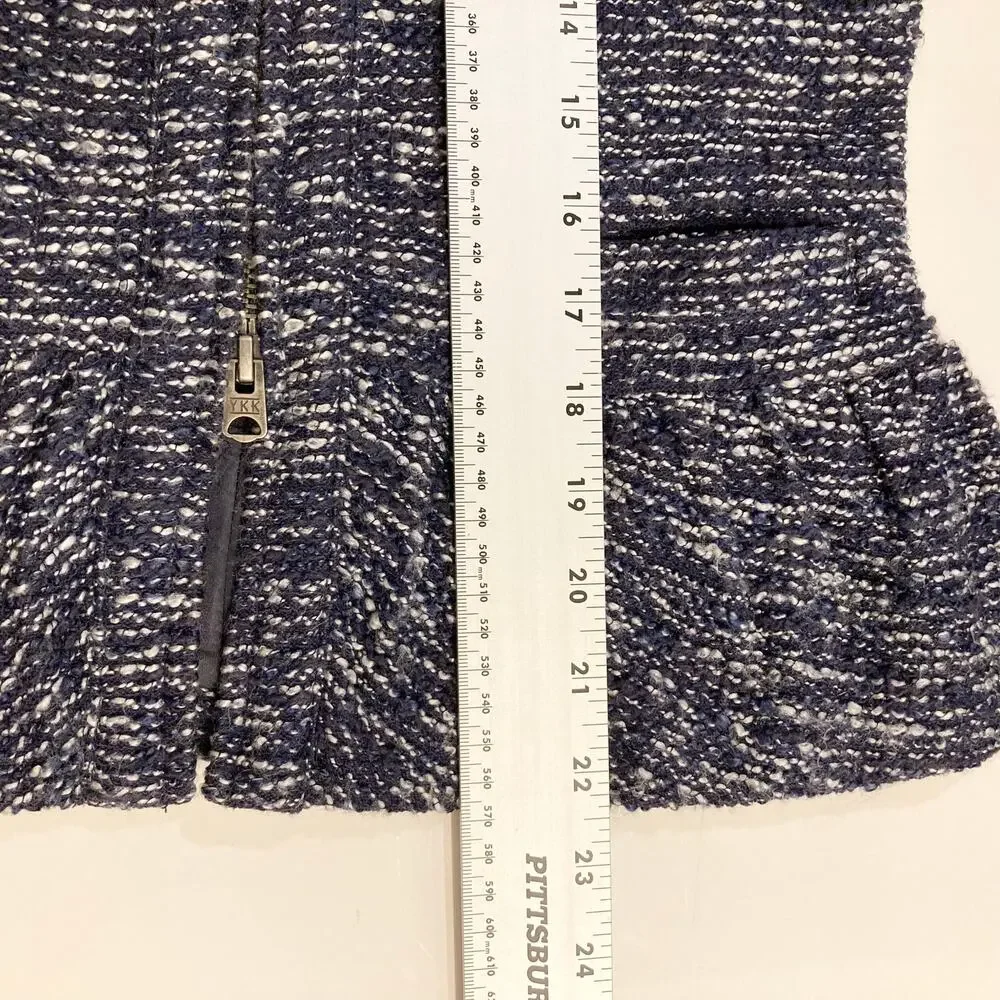 J. CREW Blazer Jacket XS Boucle Tweed Navy Ivory Peplum Zip Pocket Long-Sleeve
